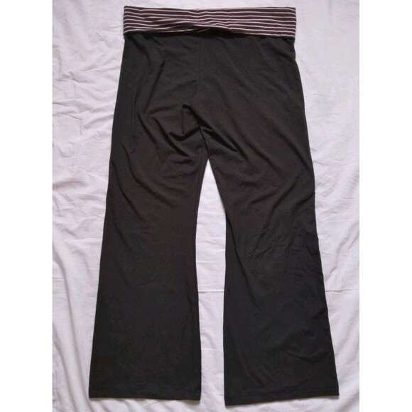 Victoria Secret Black Yoga Pants Flare Roll Down Waist Y2K Womens Size XL Short - Picture 7 of 10